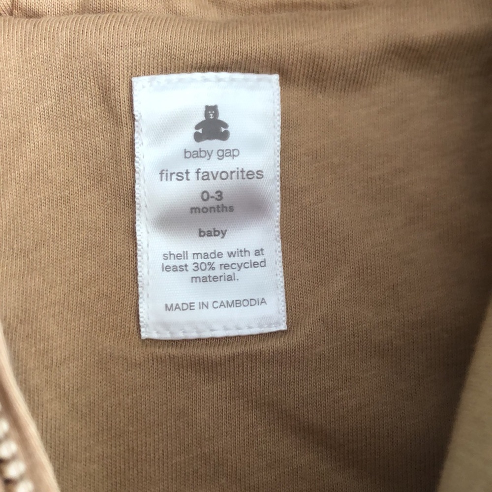 BABY GAP winter onesie 0-3 months NWT - Picture 3 of 5